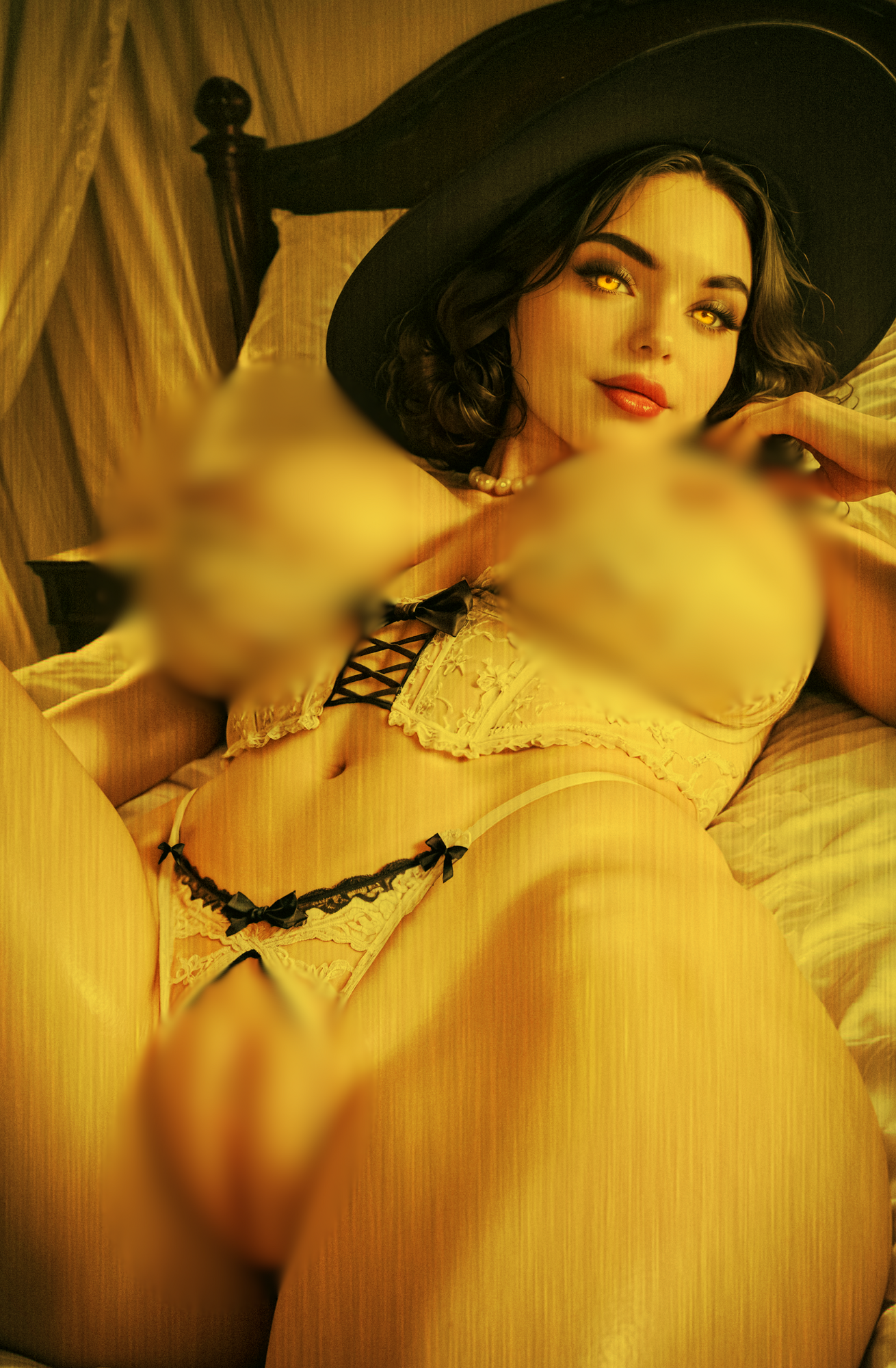 "Dimitrescu" Fantasy Of Cosplay Comic Cover Gallery